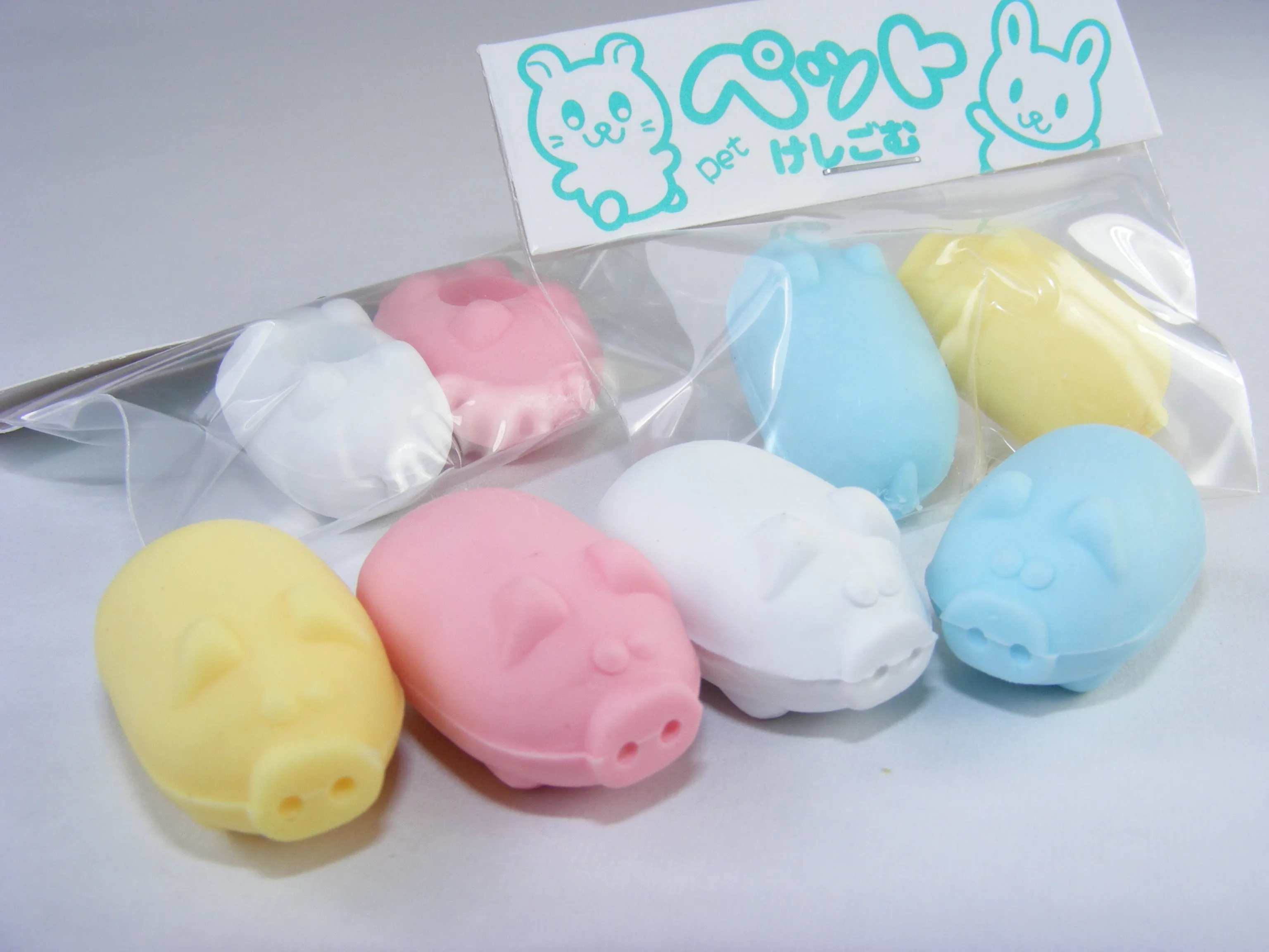 381921 DOUBLE MINI PIG ERASERS-20