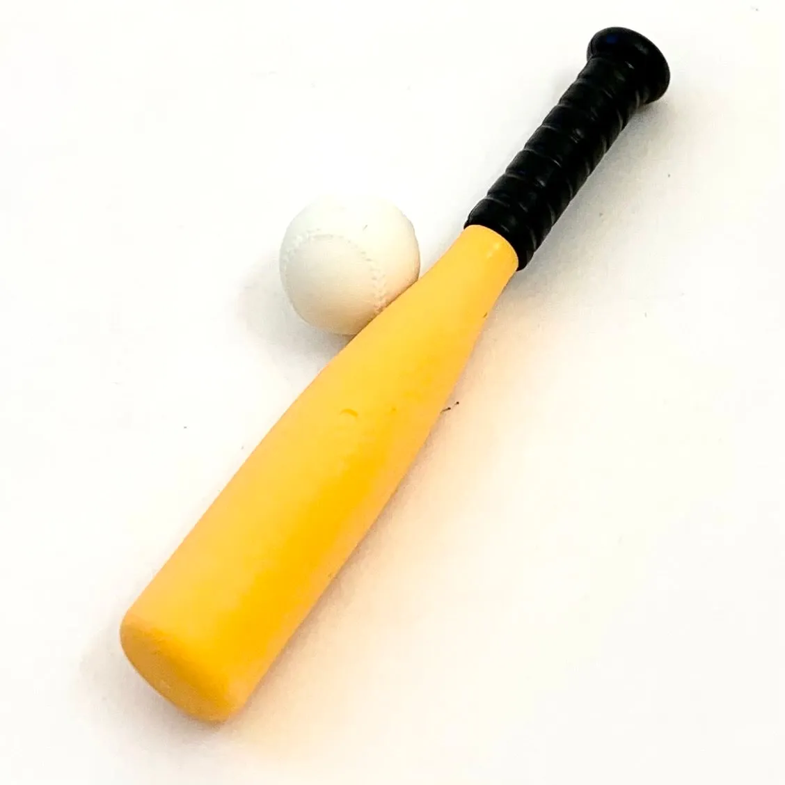 38194 IWAKO BASEBALL ERASERS-60