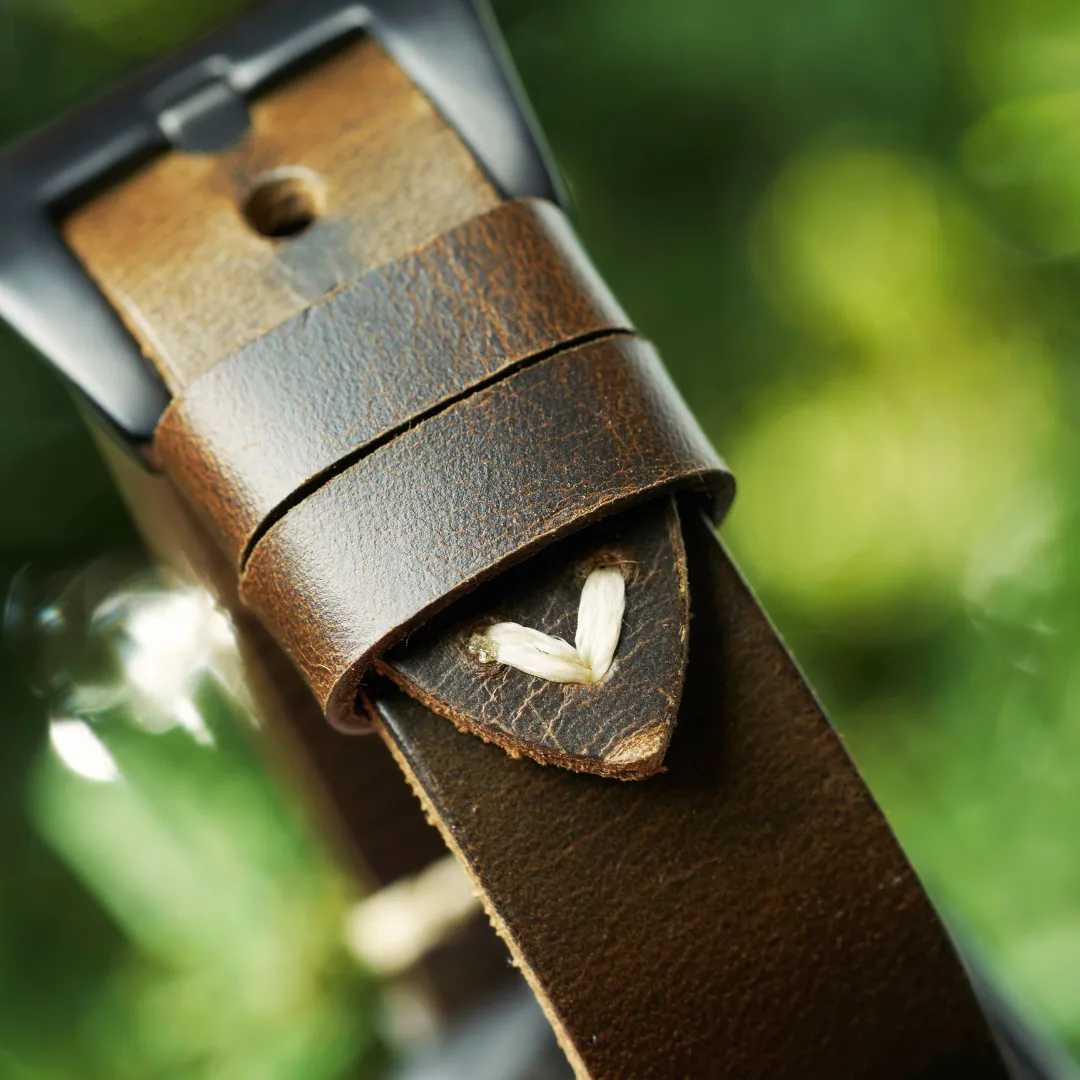 Apple Strap Brown Leather Black