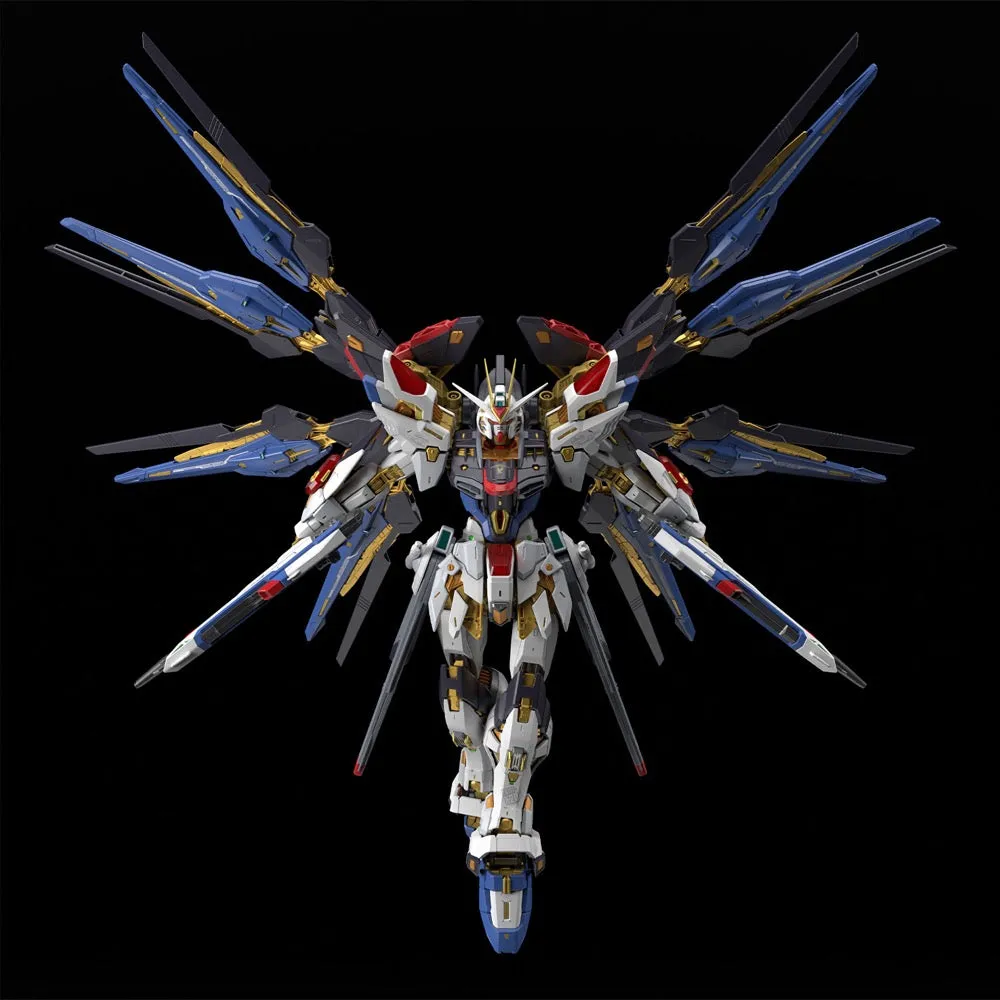 Bandai 5063368 MGEX 1/100 Strike Freedom Gundam