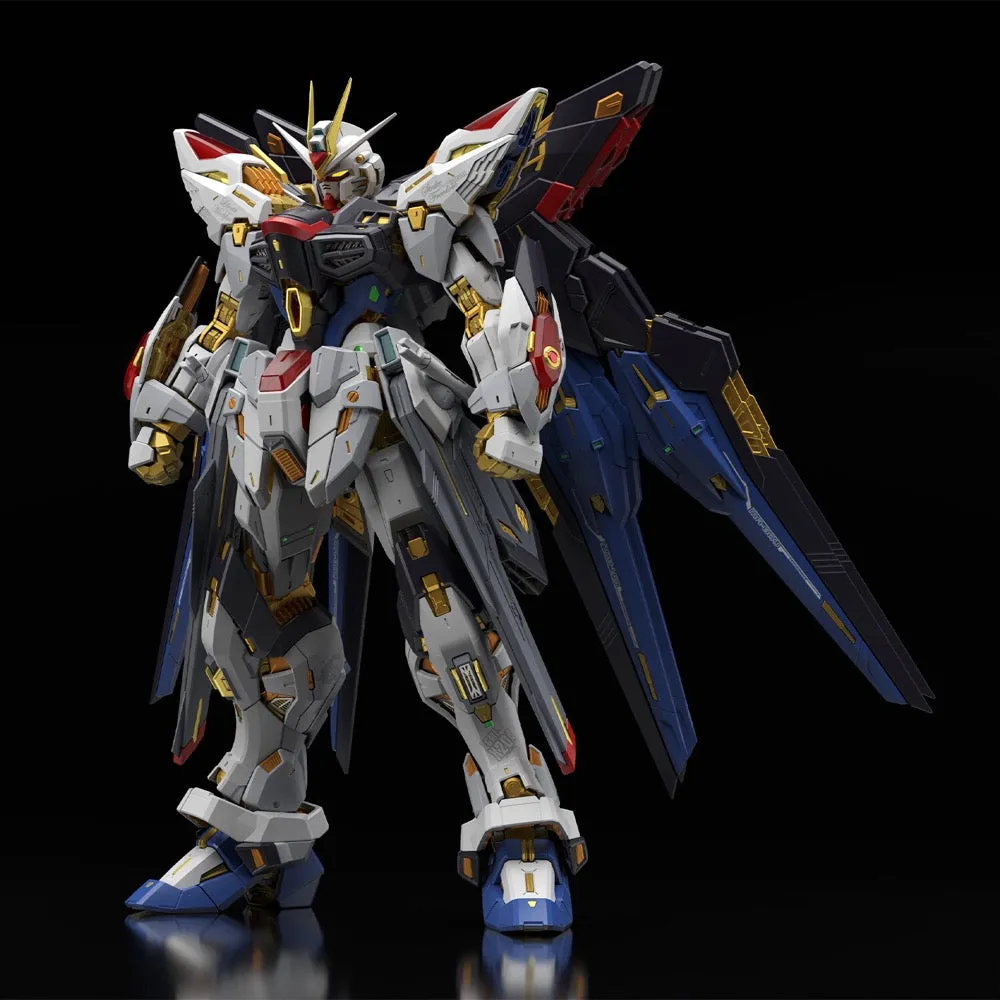 Bandai 5063368 MGEX 1/100 Strike Freedom Gundam