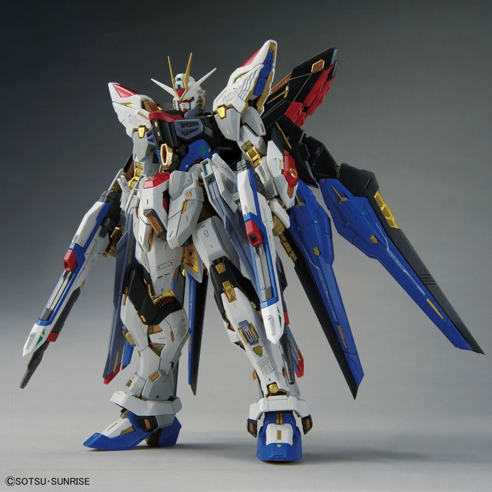 Bandai 5063368 MGEX 1/100 Strike Freedom Gundam