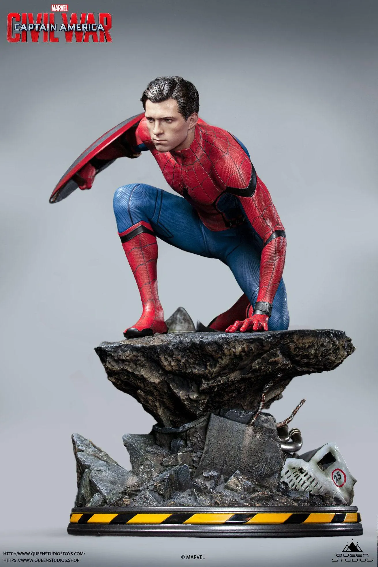 Spider-Man Civil War Premium Statue