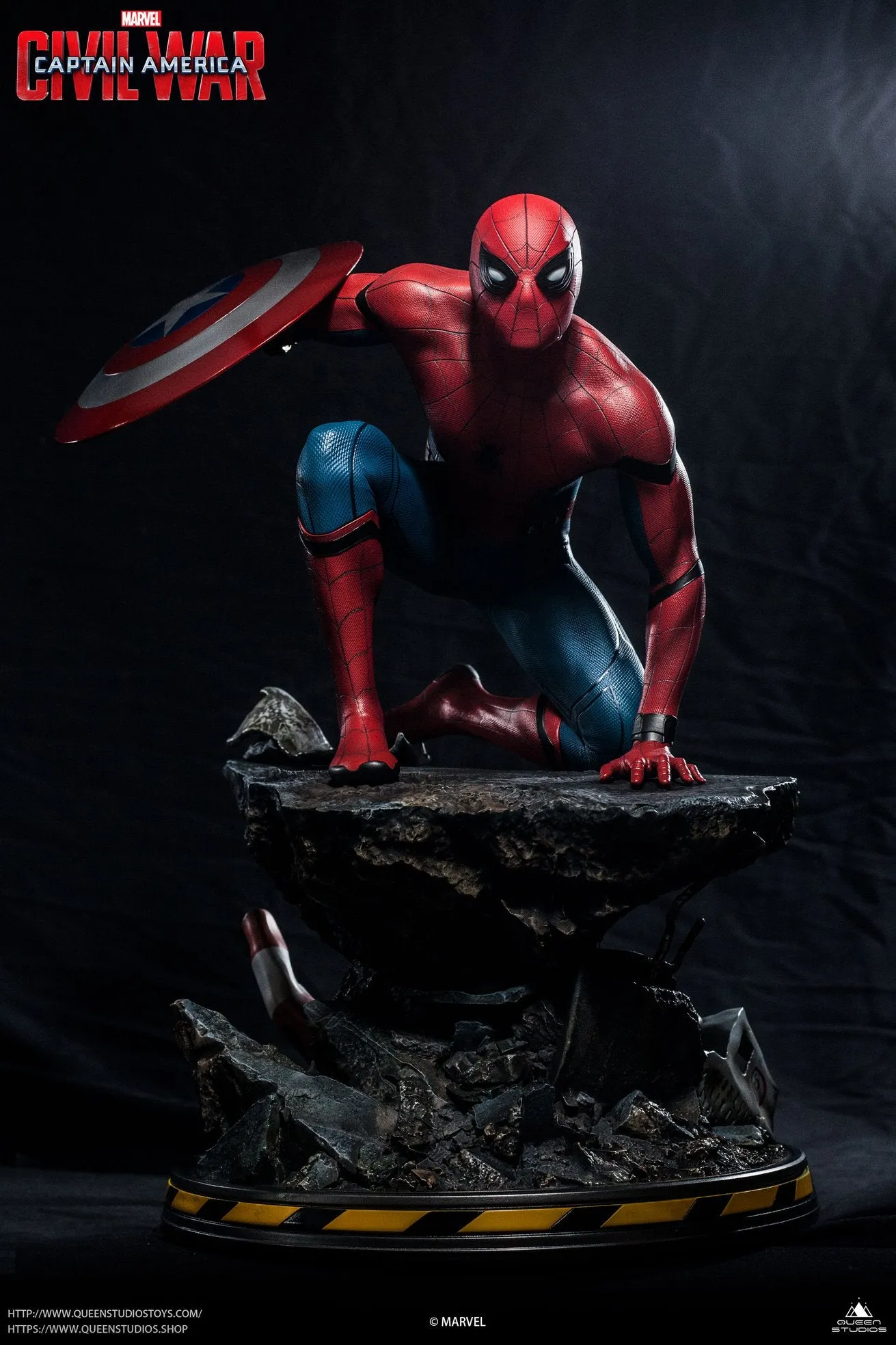 Spider-Man Civil War Premium Statue