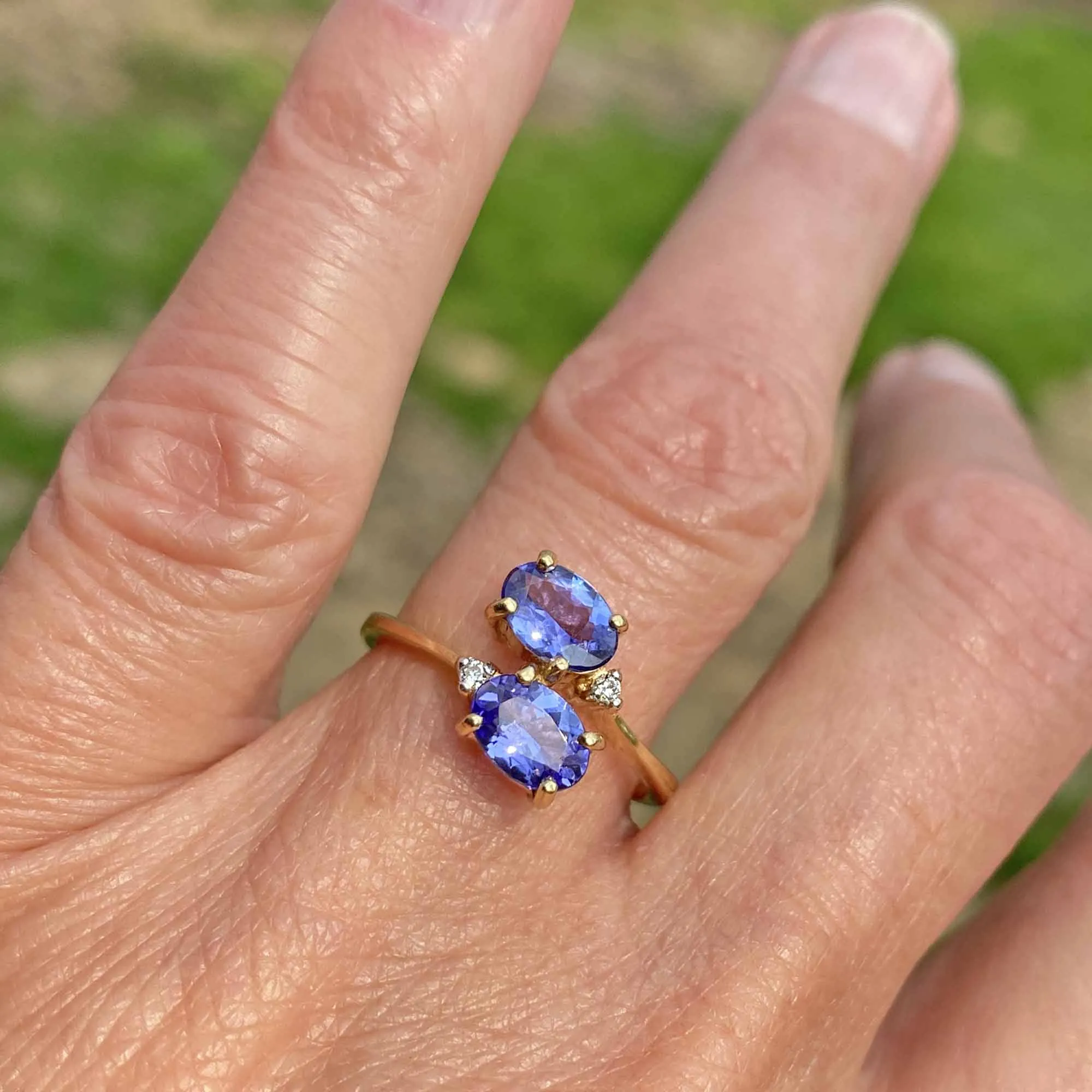 Toi et Moi 18K Gold Diamond Tanzanite Ring