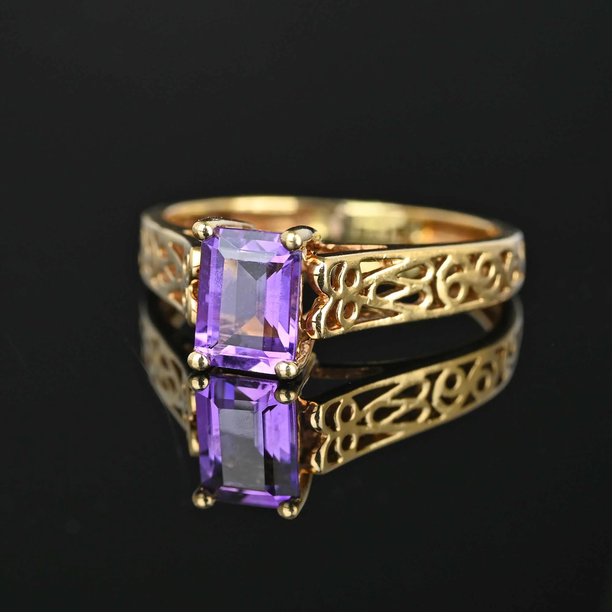 Vintage Gold Filigree Step Cut Amethyst Ring